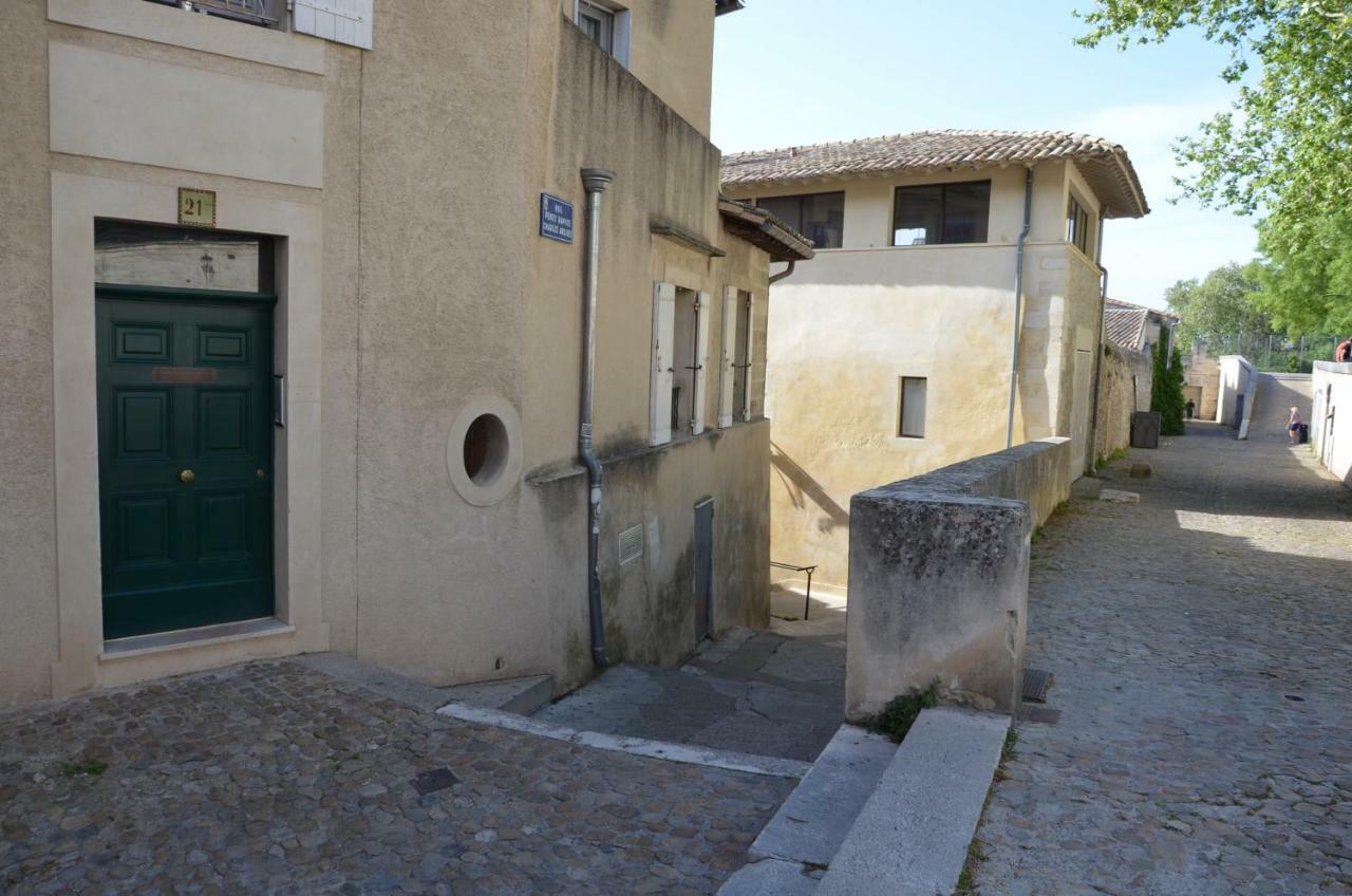 Ferienwohnung Face Au Palais Des Papes Avignon Exterior foto